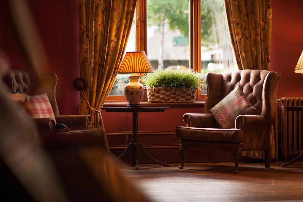 Hotel Balmoral Arms Ballater Exterior foto
